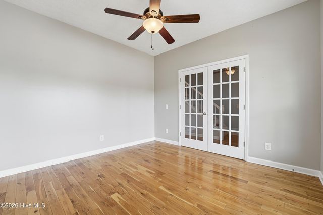 104 Lightwater Court, Aberdeen, NC 28315