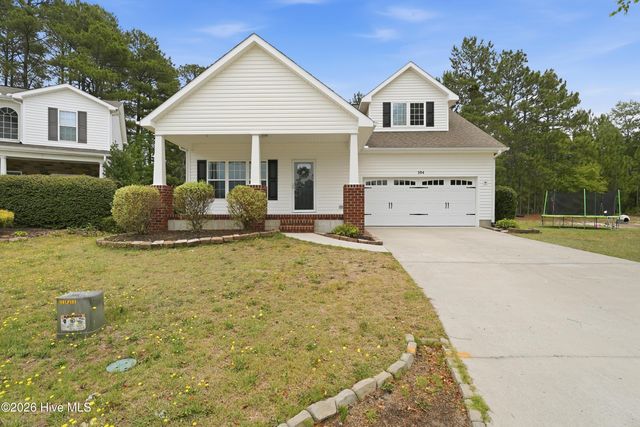 104 Lightwater Court, Aberdeen, NC 28315