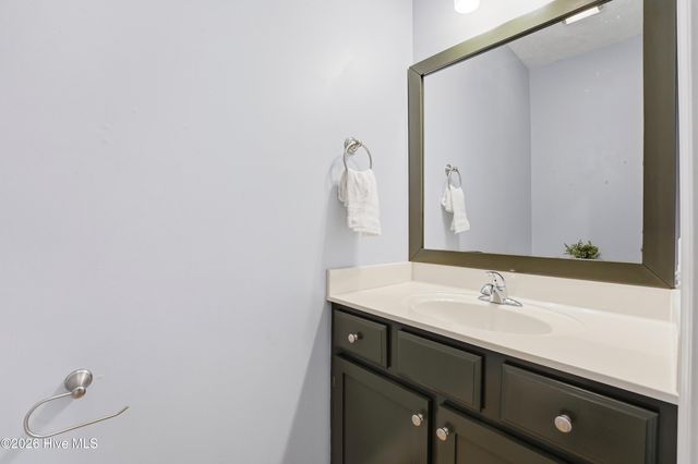 104 Lightwater Court, Aberdeen, NC 28315