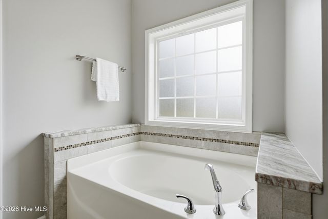 104 Lightwater Court, Aberdeen, NC 28315
