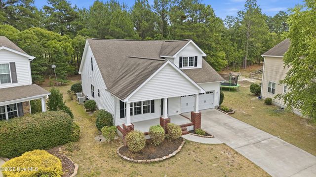 104 Lightwater Court, Aberdeen, NC 28315