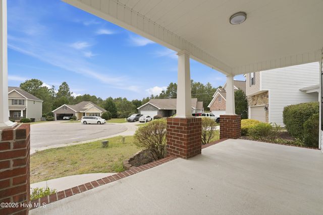 104 Lightwater Court, Aberdeen, NC 28315