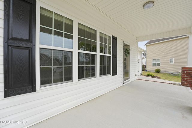 104 Lightwater Court, Aberdeen, NC 28315