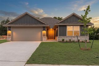 4640 Lincoln Landing, Harrah, OK 73045