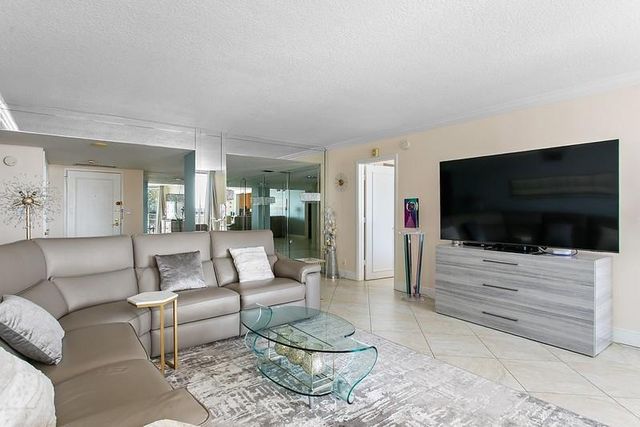 1010 S Ocean Boulevard 602, Pompano Beach, FL 33062