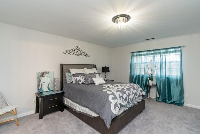 6715 Willow Trace Drive, Chattanooga, TN 37421