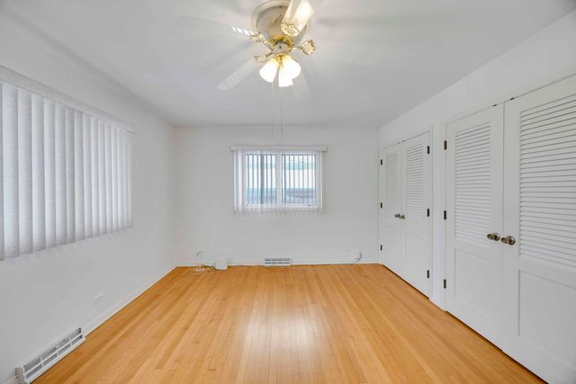 1539 Warwick Avenue, Whiting, IN 46394