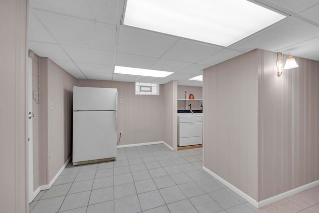 1539 Warwick Avenue, Whiting, IN 46394