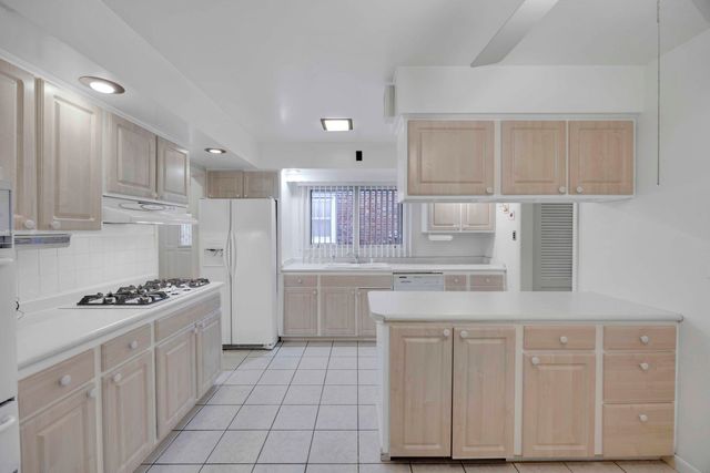 1539 Warwick Avenue, Whiting, IN 46394