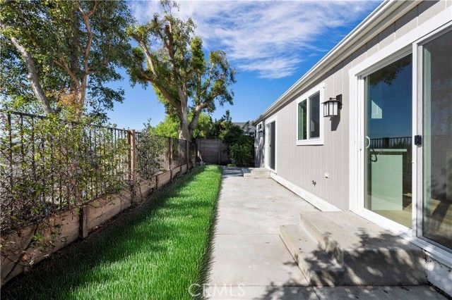 20066 Crestview, Canyon Country (santa Clarita), CA 91351