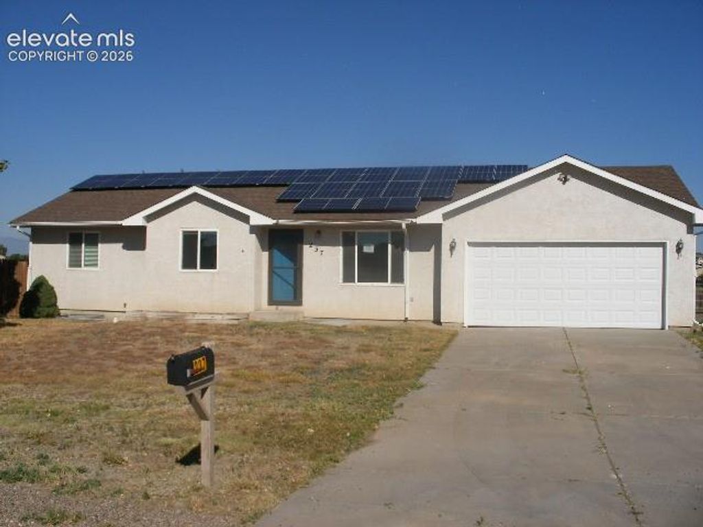 237 S Golfwood Drive, Pueblo West, CO 81007 — exterior