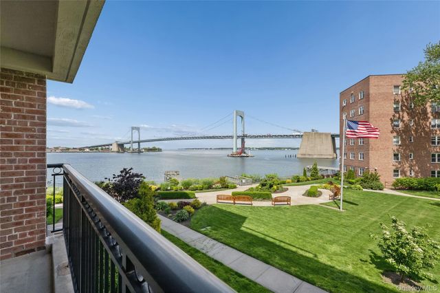 162-21 Powells Cove Boulevard 2R, Beechhurst, NY 11357