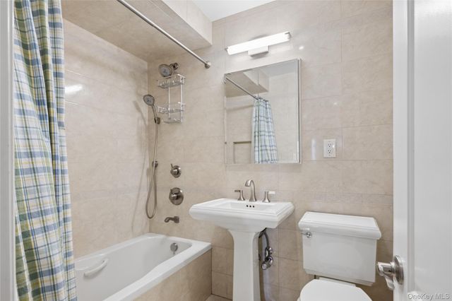 162-21 Powells Cove Boulevard 2R, Beechhurst, NY 11357