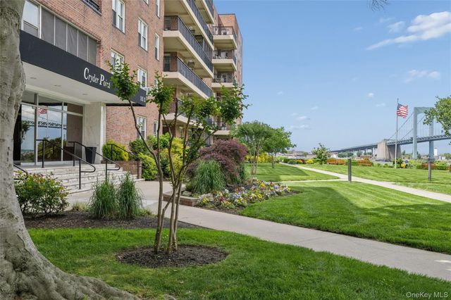 162-21 Powells Cove Boulevard 2R, Beechhurst, NY 11357