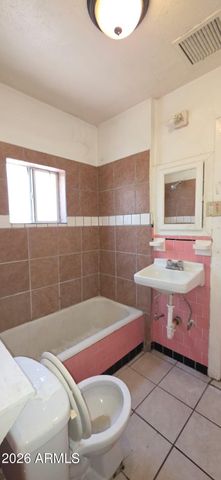 2109 W MONROE Street, Phoenix, AZ 85009