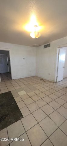 2109 W MONROE Street, Phoenix, AZ 85009