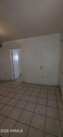 2109 W MONROE Street, Phoenix, AZ 85009