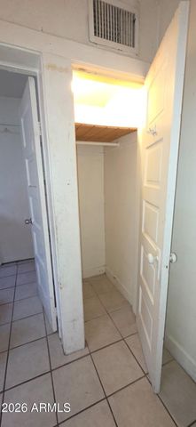 2109 W MONROE Street, Phoenix, AZ 85009