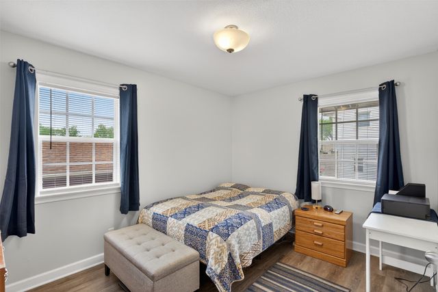 4010 E 24th Court, Des Moines, IA 50317