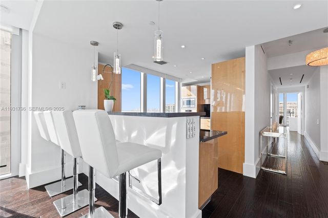 6799 Collins Ave 1005, Miami Beach, FL 33141