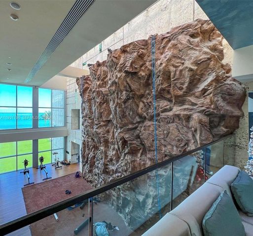 6799 Collins Ave 1005, Miami Beach, FL 33141