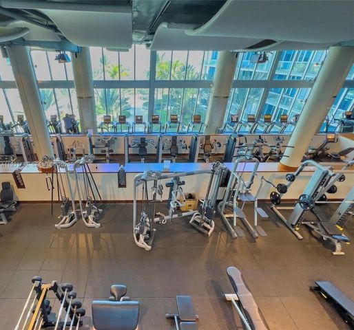 6799 Collins Ave 1005, Miami Beach, FL 33141