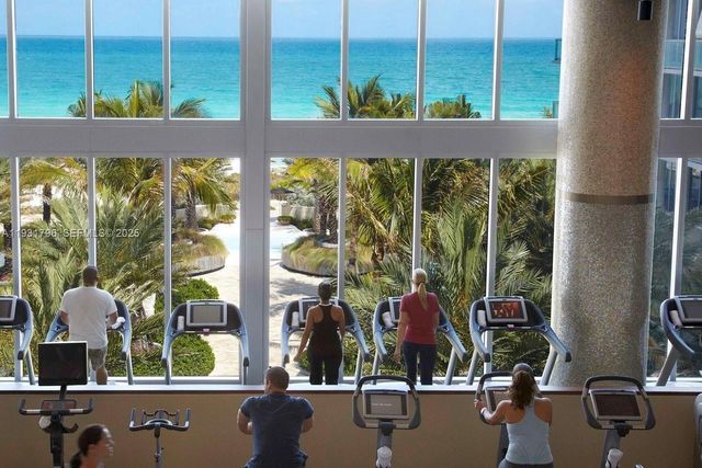 6799 Collins Ave 1005, Miami Beach, FL 33141