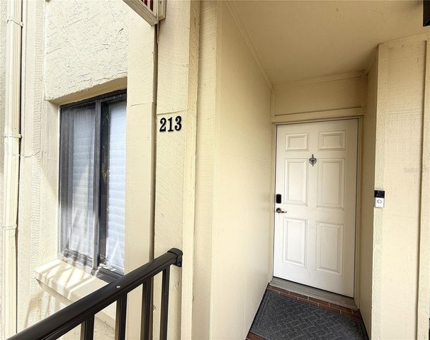 6322 PALMA DEL MAR BOULEVARD S 213, St Petersburg, FL 33715