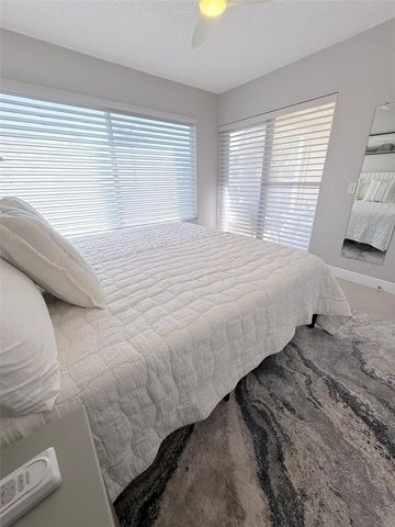 6322 PALMA DEL MAR BOULEVARD S 213, St Petersburg, FL 33715