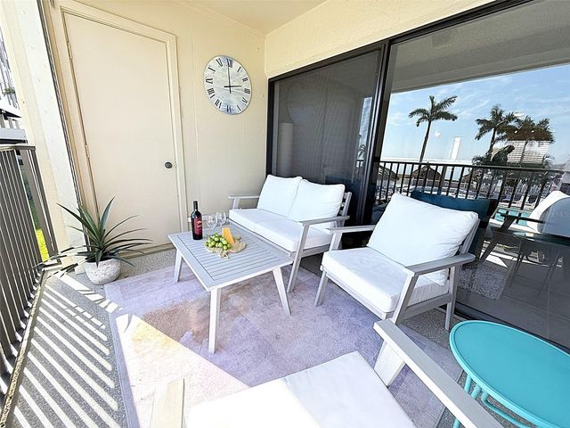 6322 PALMA DEL MAR BOULEVARD S 213, St Petersburg, FL 33715