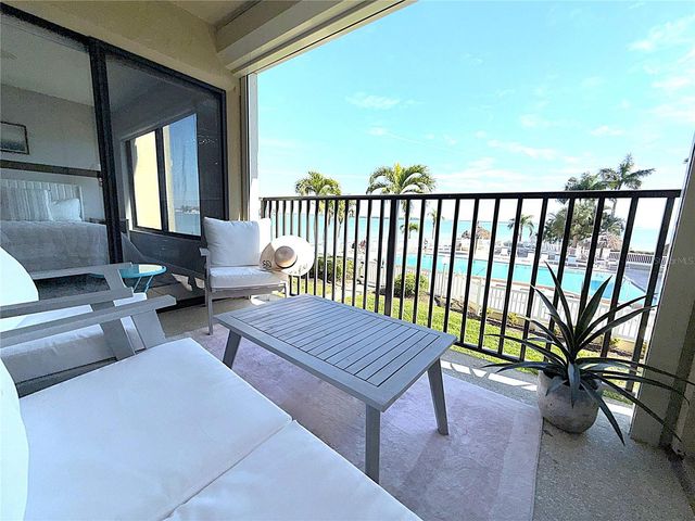 6322 PALMA DEL MAR BOULEVARD S 213, St Petersburg, FL 33715