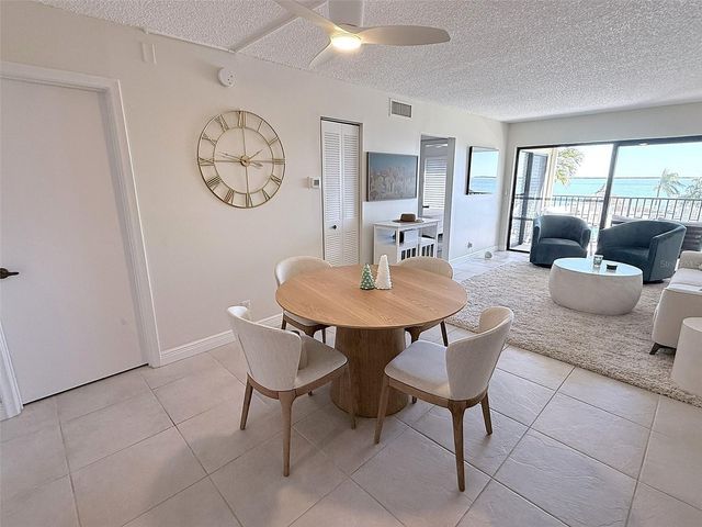 6322 PALMA DEL MAR BOULEVARD S 213, St Petersburg, FL 33715