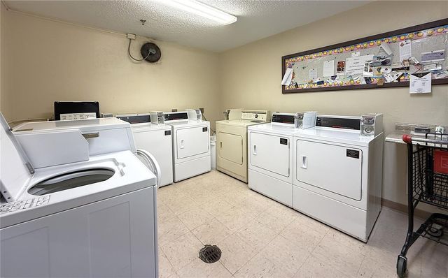6322 PALMA DEL MAR BOULEVARD S 213, St Petersburg, FL 33715