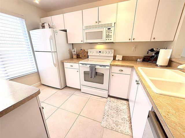 6322 PALMA DEL MAR BOULEVARD S 213, St Petersburg, FL 33715