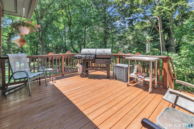 383 High Ridge Road, Fairfield, CT 06825