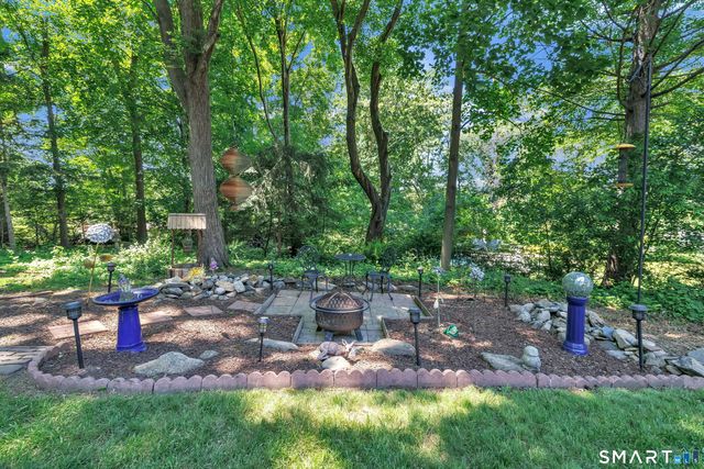 383 High Ridge Road, Fairfield, CT 06825