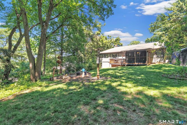 383 High Ridge Road, Fairfield, CT 06825