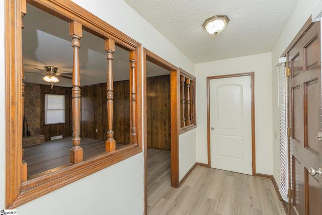 417 Greenmeadow Circle, Anderson, SC 29626