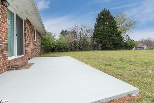 417 Greenmeadow Circle, Anderson, SC 29626