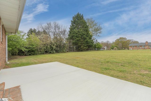 417 Greenmeadow Circle, Anderson, SC 29626