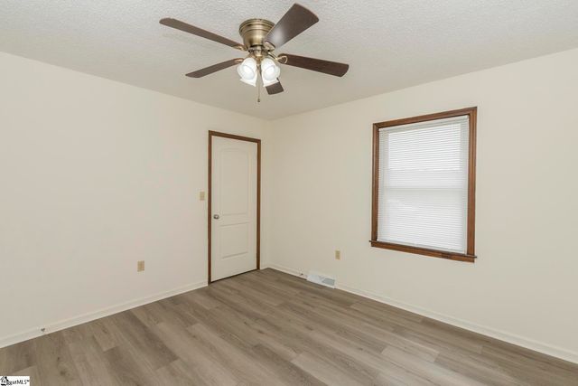 417 Greenmeadow Circle, Anderson, SC 29626