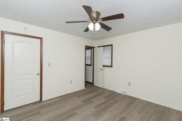 417 Greenmeadow Circle, Anderson, SC 29626