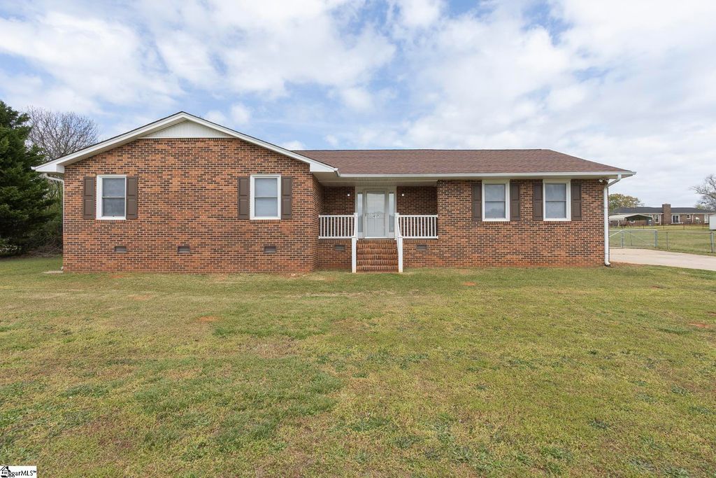 417 Greenmeadow Circle, Anderson, SC 29626