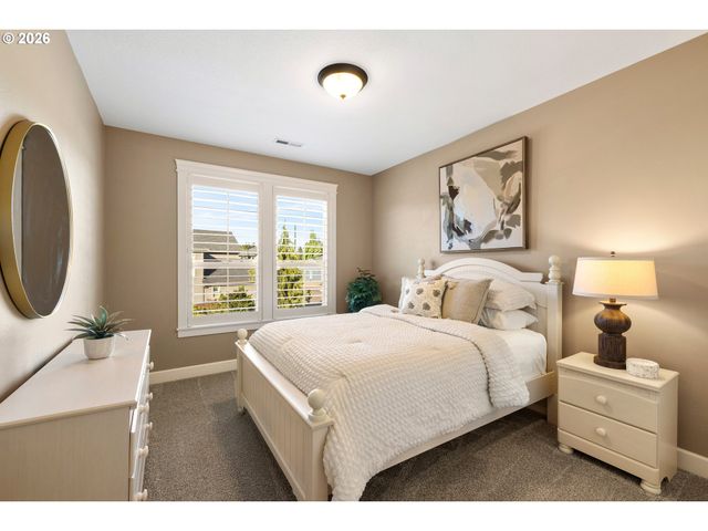 10406 Nw 32ND Dr, Vancouver, WA 98685