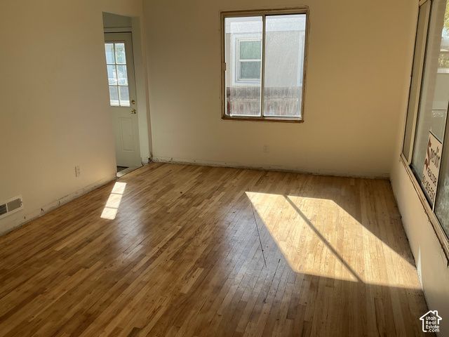 1439 S UTAHNA DR, Salt Lake City, UT 84104