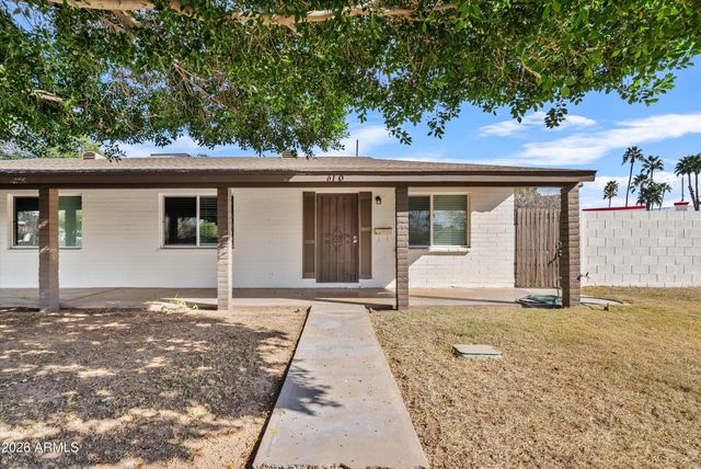 610 E SAN JUAN Avenue, Phoenix, AZ 85012