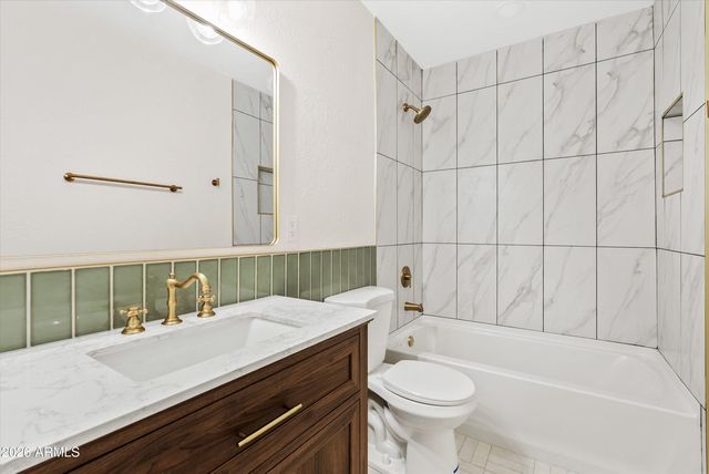 610 E SAN JUAN Avenue, Phoenix, AZ 85012