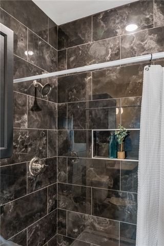 802 Parker N, Bryan, TX 77803