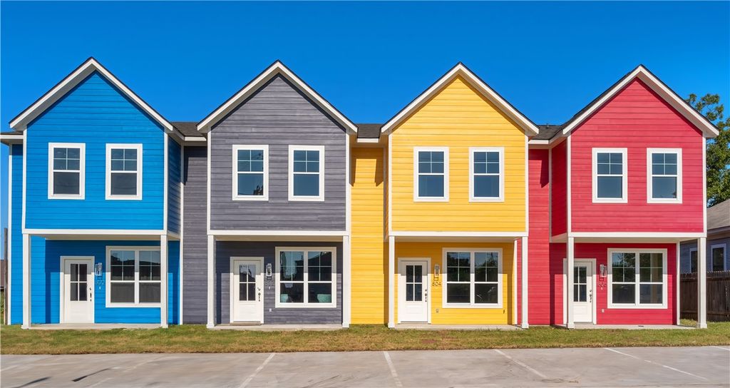 802 Parker N, Bryan, TX 77803