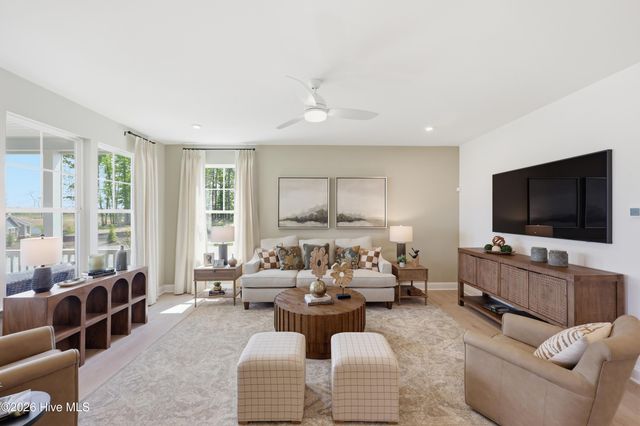 1048 Fawn Valley Way, Wilmington, NC 28409